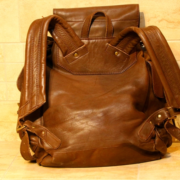 Ellington Colony Brown Leather Backpack Unisex - Picture 10 of 12